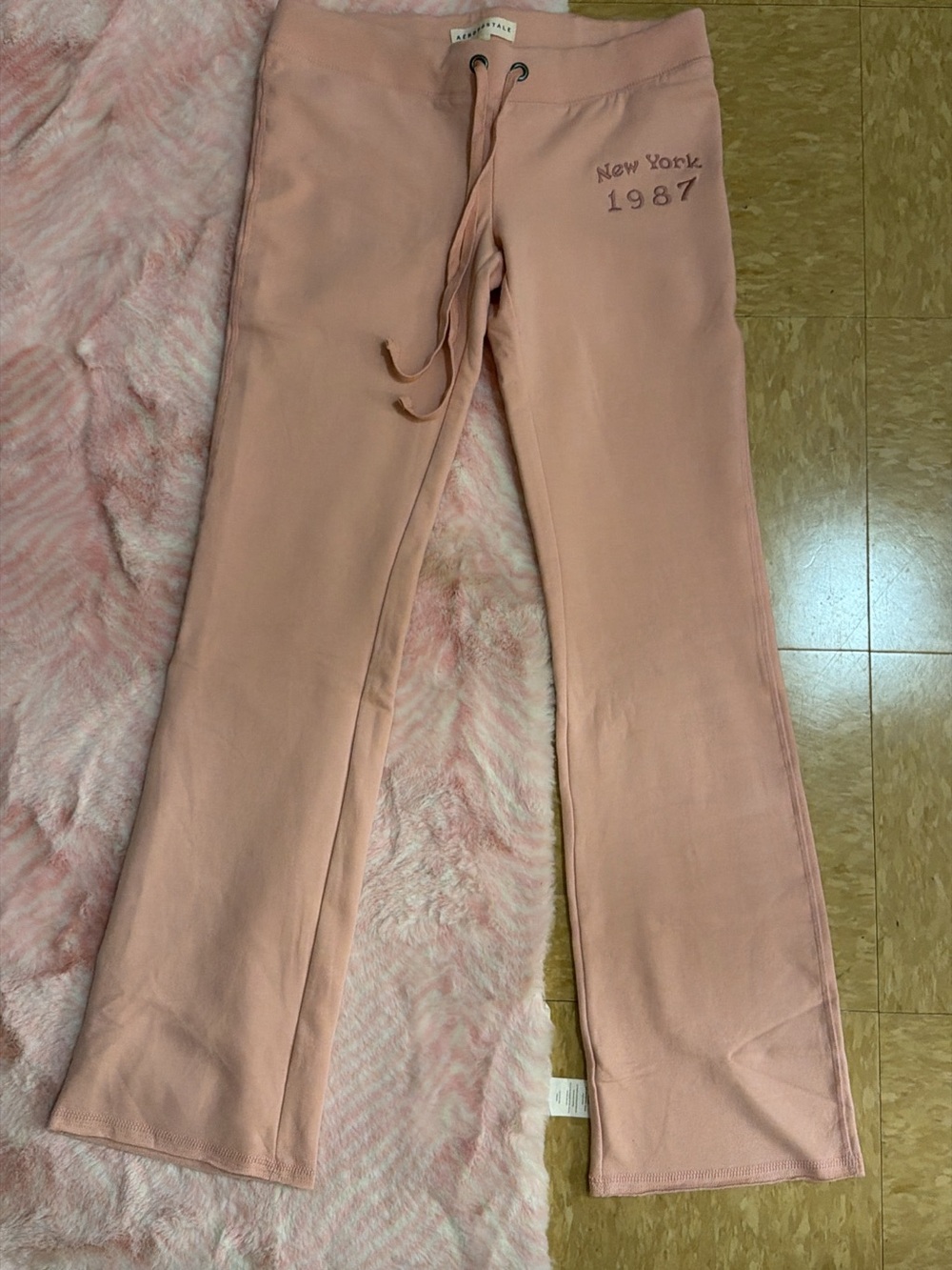 Aeropostale Light Pink New York 1987 Drawstring Sweatpants